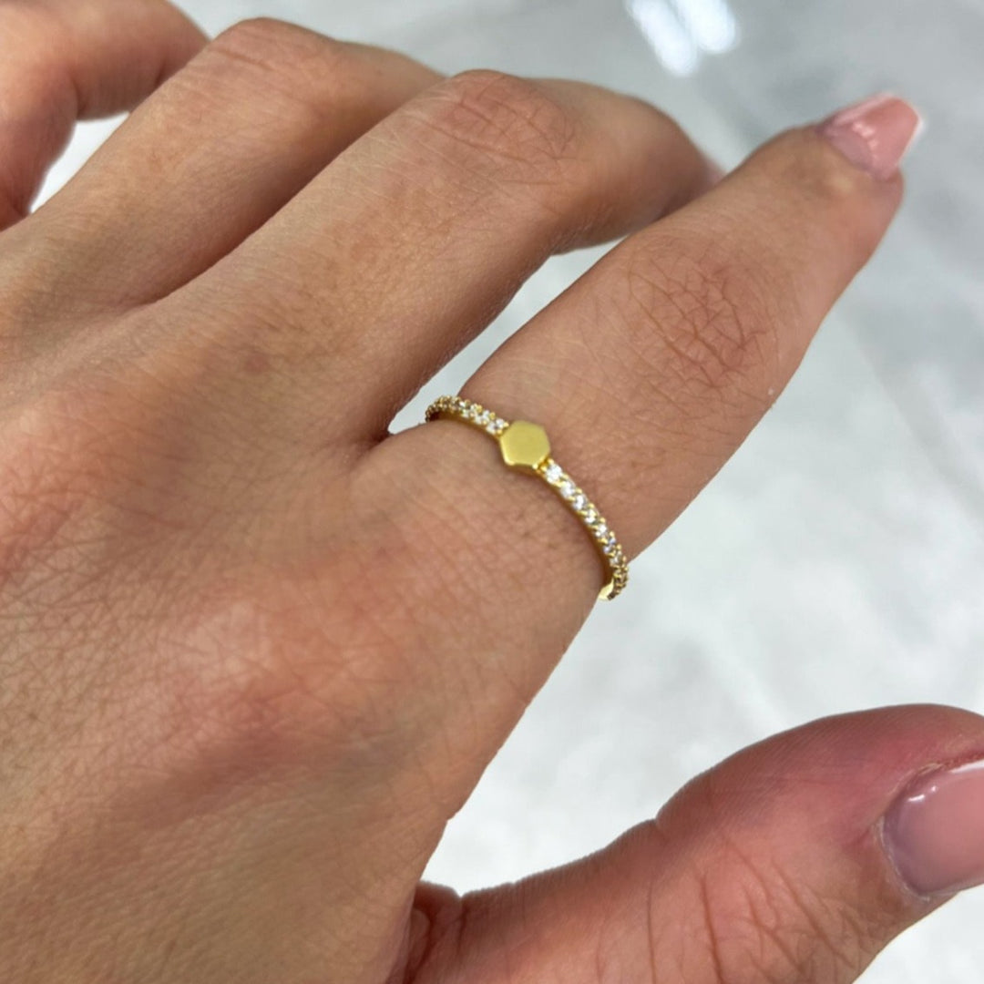 Sechseck Goldring mit Seitensteinchen
