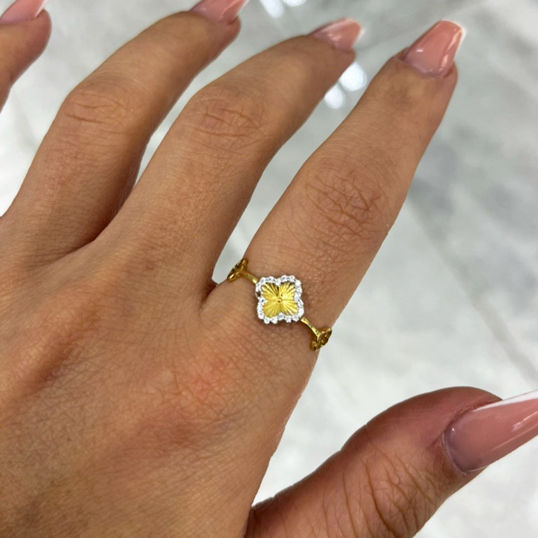Blümchen Goldring