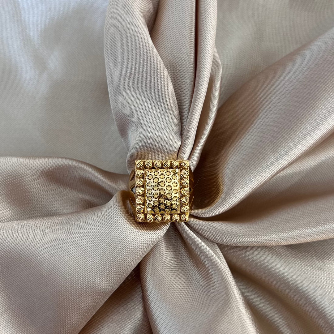 Eckiger Goldring