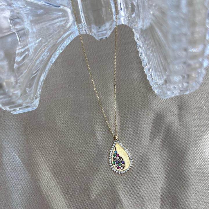 Tropfen Goldkette
