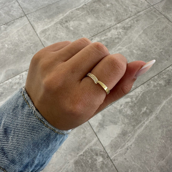 Half Zirkonia Goldring