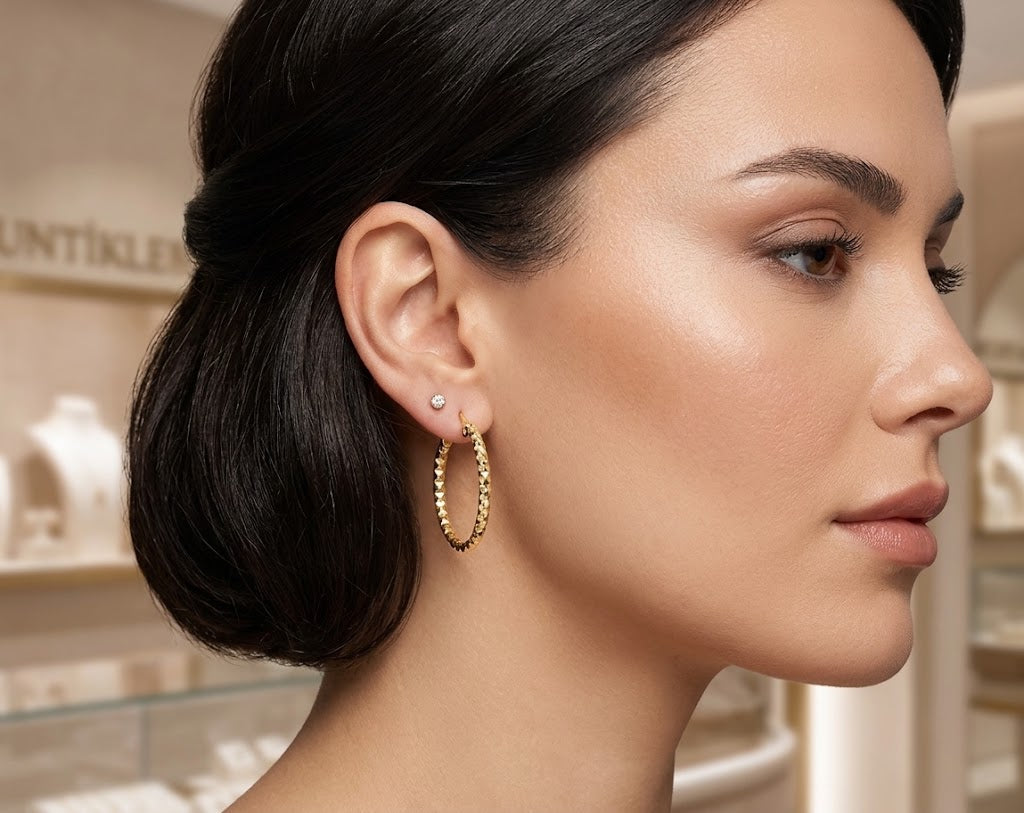 DIAMANTIERTE GOLD CREOLEN