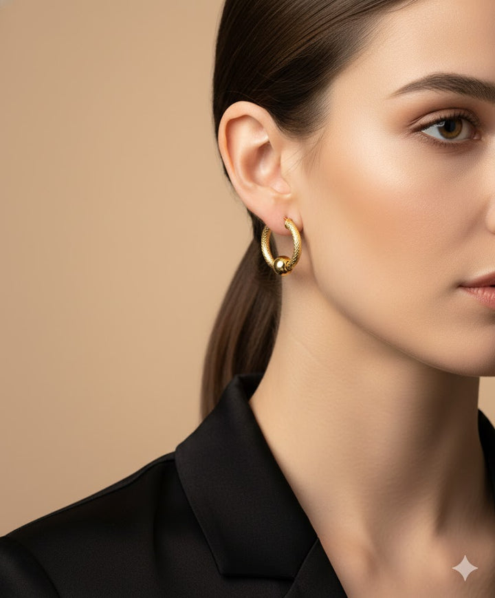 Dicke Goldohrringe